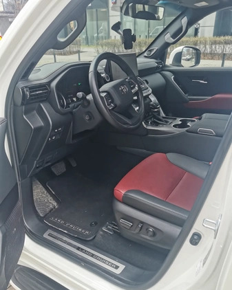 Toyota Land Cruiser cena 696468 przebieg: 1000, rok produkcji 2023 z Warszawa małe 326